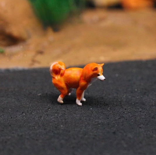 1:64 Shiba Pooping